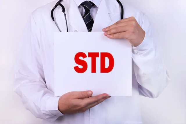 The 3 STDs That Can Be Transmitted Through Oral Sex