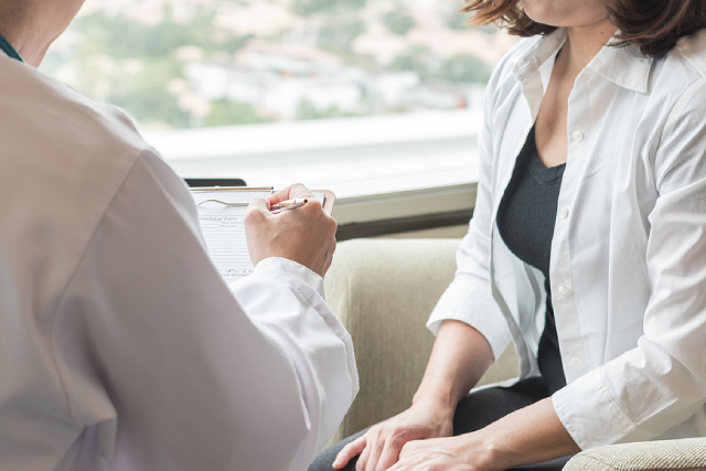 Creamy White Discharge: Meaning, Causes & Treatment